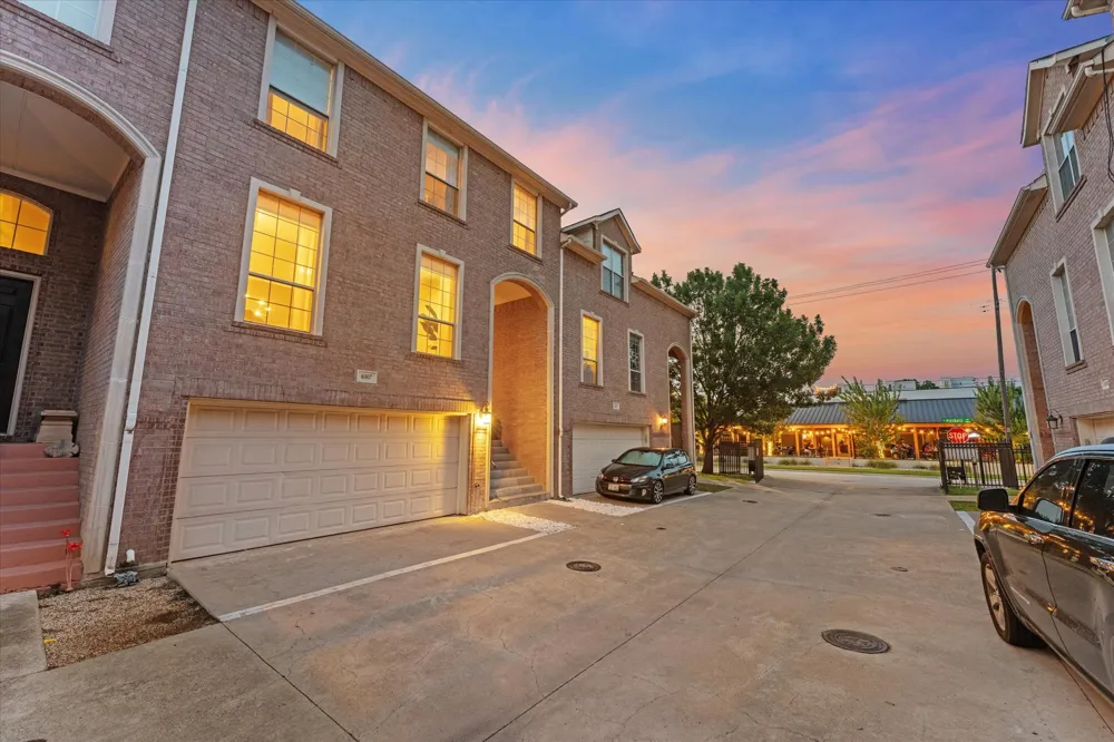 4007 Brownstone Court Dallas, TX 75204