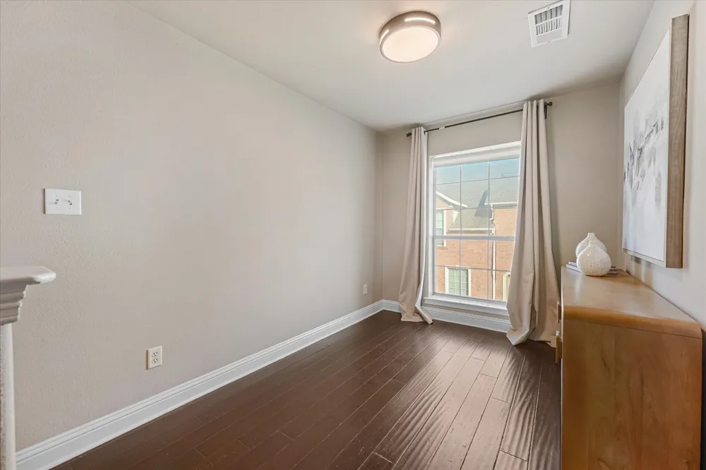4007 Brownstone Court Dallas, TX 75204