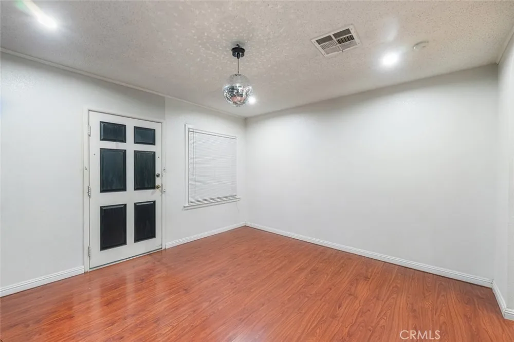117 W Pillsbury Street Lancaster, CA 93534
