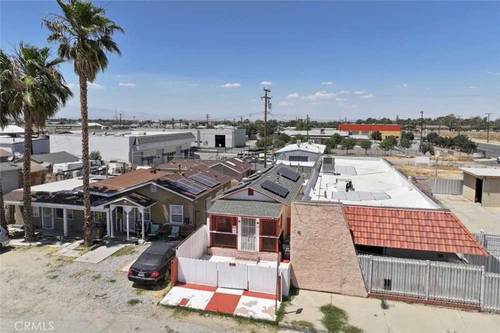117 W Pillsbury Street Lancaster, CA 93534