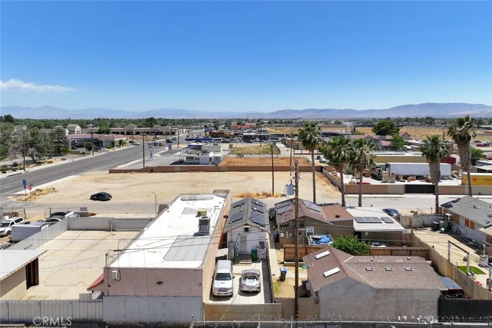 117 W Pillsbury Street Lancaster, CA 93534