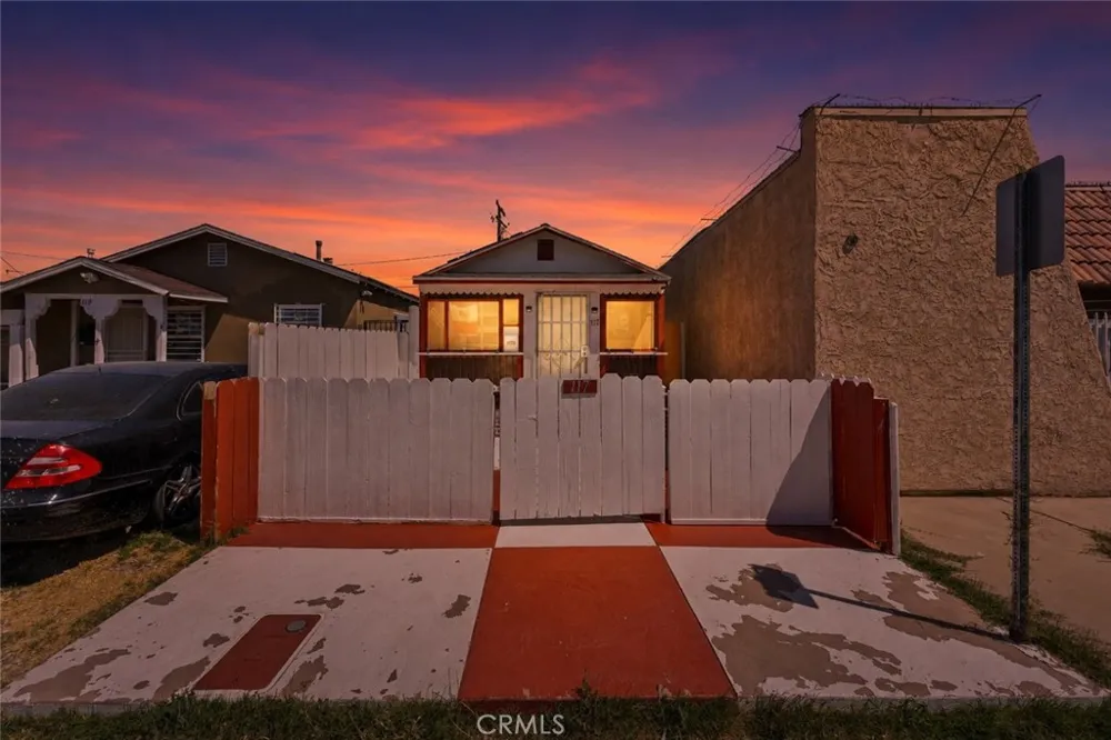 117 W Pillsbury Street Lancaster, CA 93534