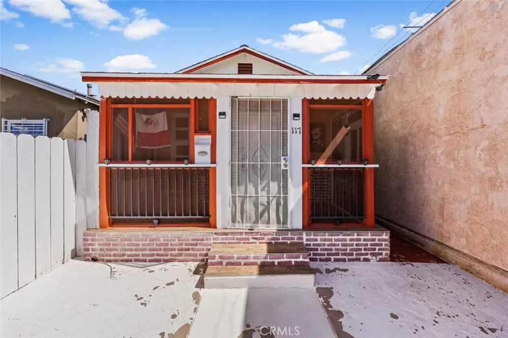 117 W Pillsbury Street Lancaster, CA 93534
