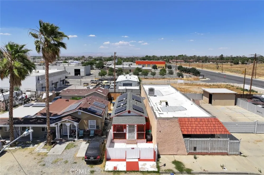 117 W Pillsbury Street Lancaster, CA 93534