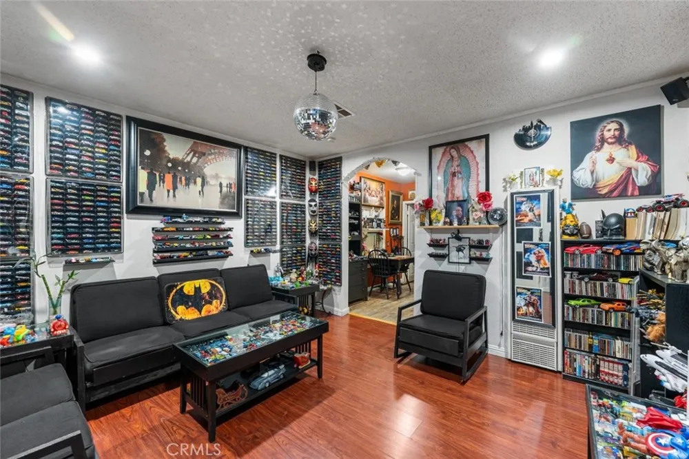 117 W Pillsbury Street Lancaster, CA 93534