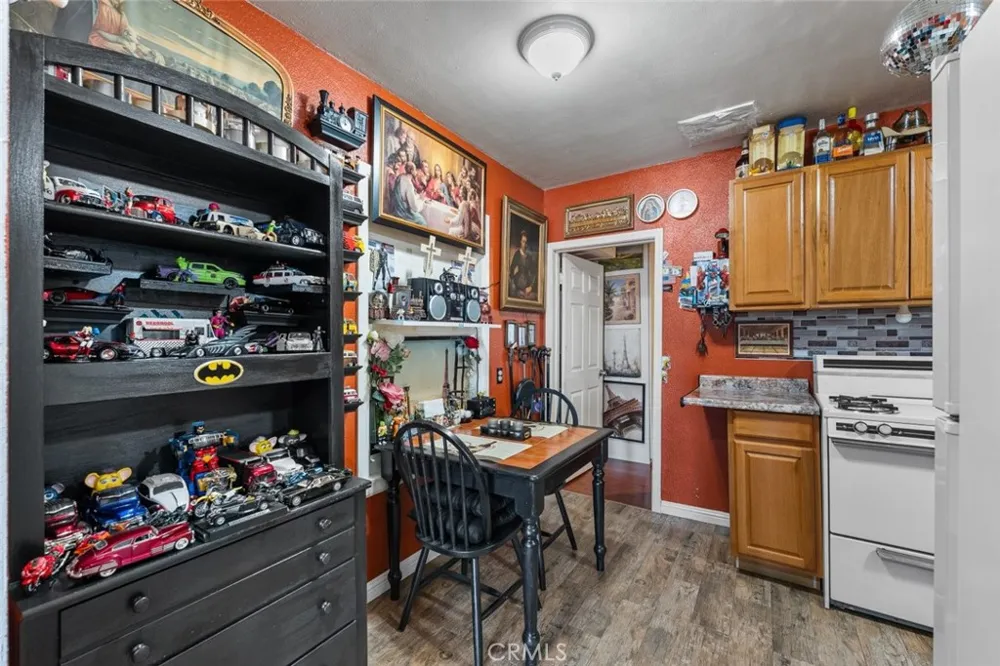 117 W Pillsbury Street Lancaster, CA 93534