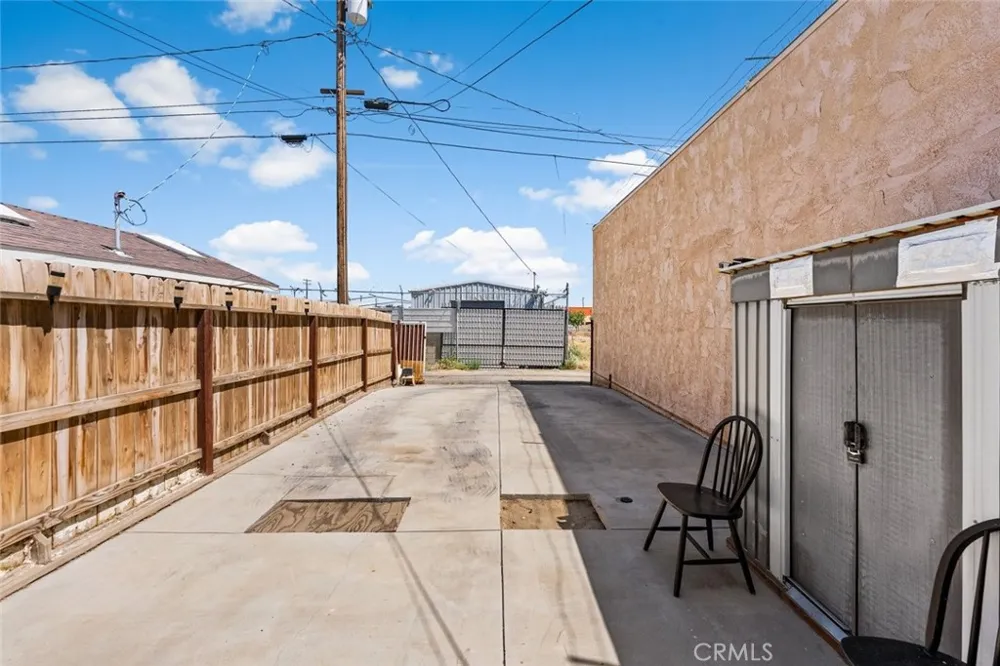 117 W Pillsbury Street Lancaster, CA 93534