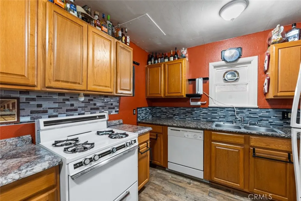 117 W Pillsbury Street Lancaster, CA 93534