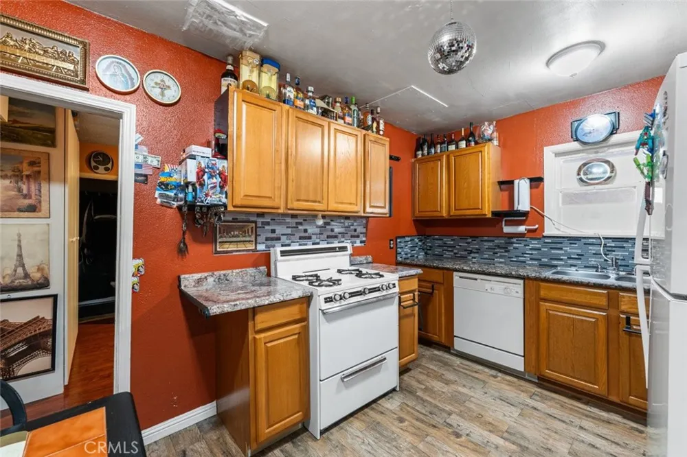 117 W Pillsbury Street Lancaster, CA 93534