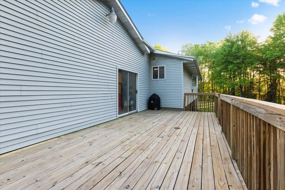 20200 W Lake Montcalm Road Howard City, MI 49329