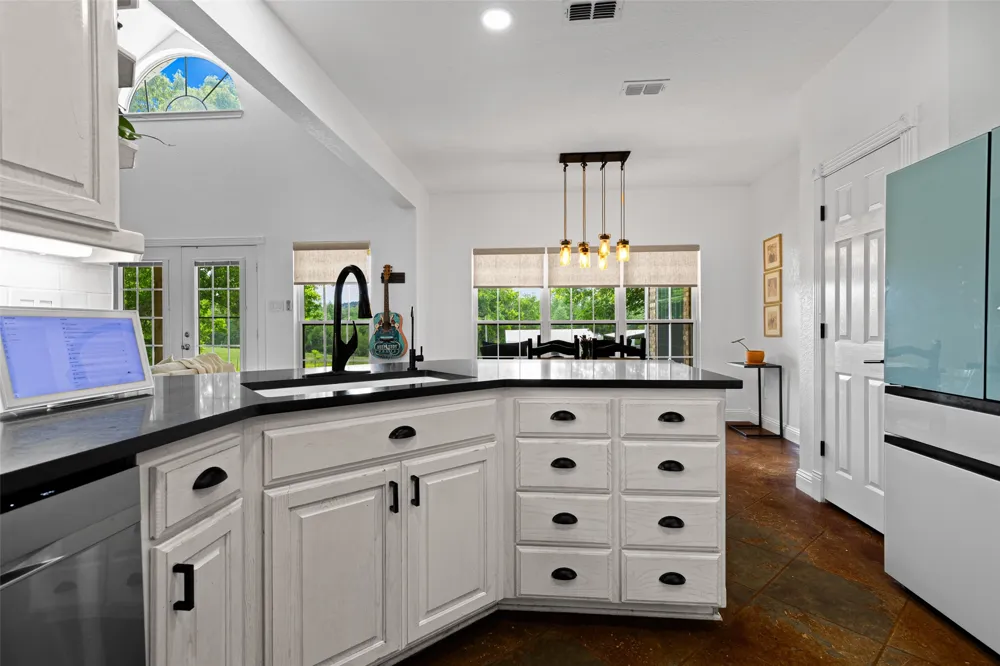 152 Black Hawk Lane Gilmer, TX 75645