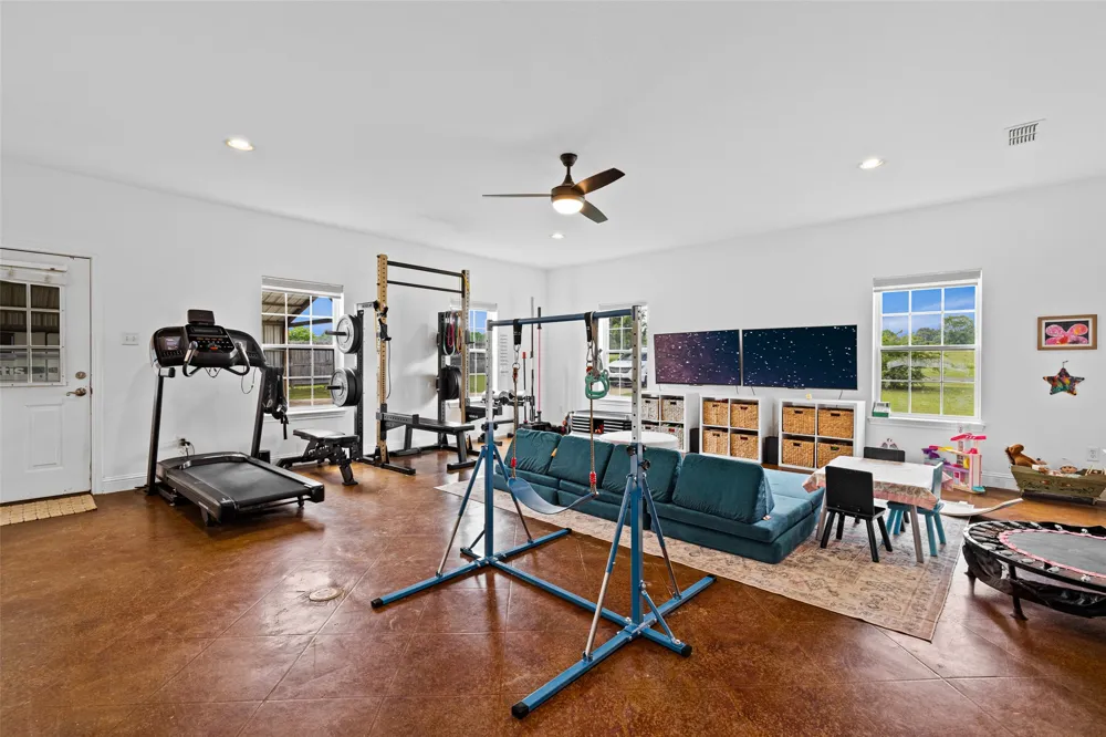 152 Black Hawk Lane Gilmer, TX 75645