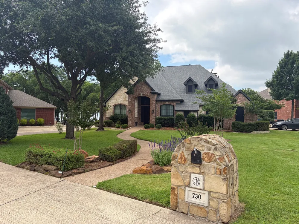 730 Peninsula Bend Shady Shores, TX 76208