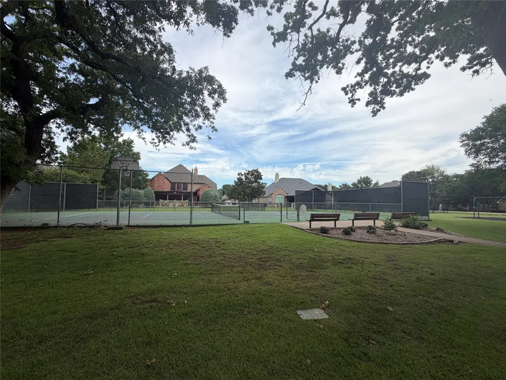 730 Peninsula Bend Shady Shores, TX 76208