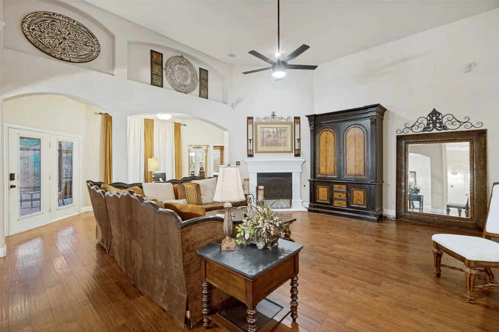 730 Peninsula Bend Shady Shores, TX 76208