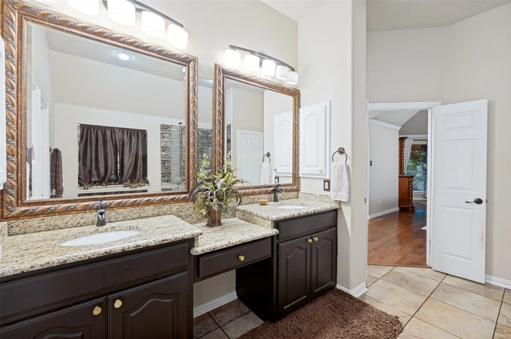 730 Peninsula Bend Shady Shores, TX 76208