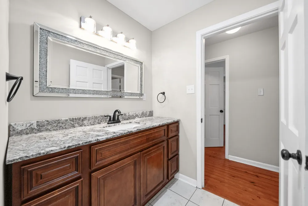 635 Country Club Ln Hopkinsville, KY 42240