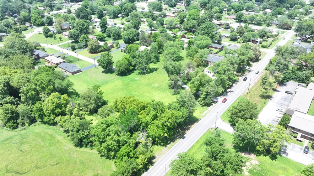 635 Country Club Ln Hopkinsville, KY 42240