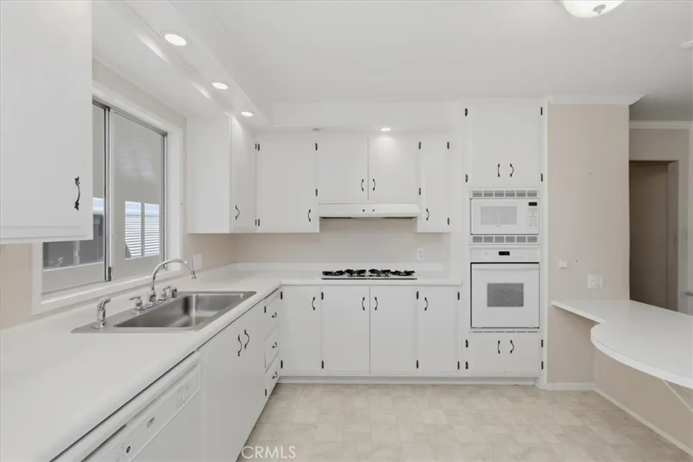 3384 Don Diablo Carlsbad, CA 92010