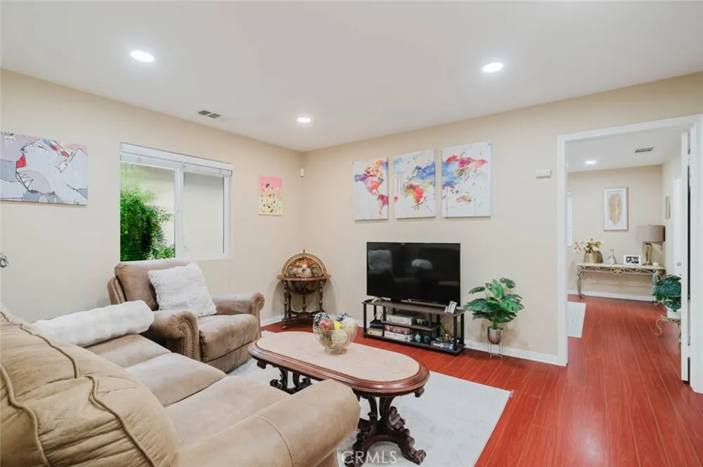 13714 Deane Lane Sylmar, CA 91342