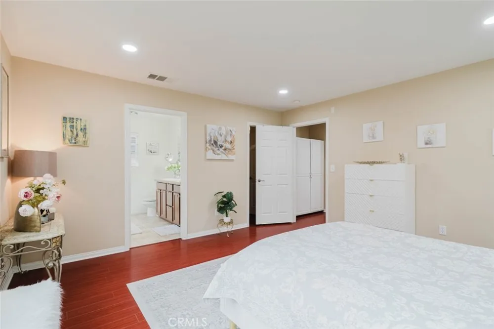 13714 Deane Lane Sylmar, CA 91342