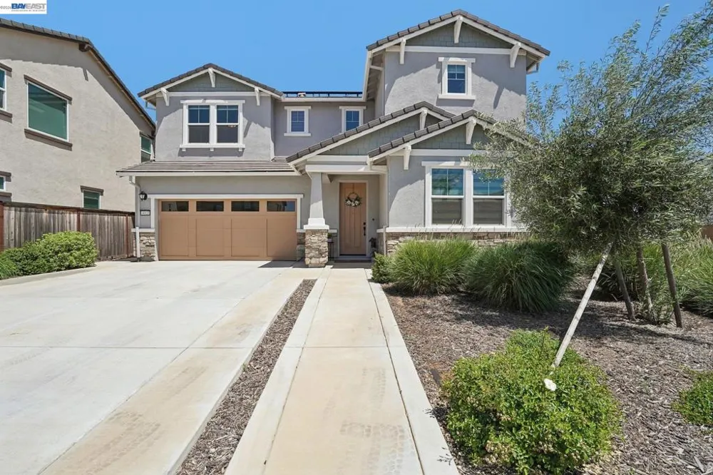 4013 Mirecourt cir Rancho Cordova, CA 95742