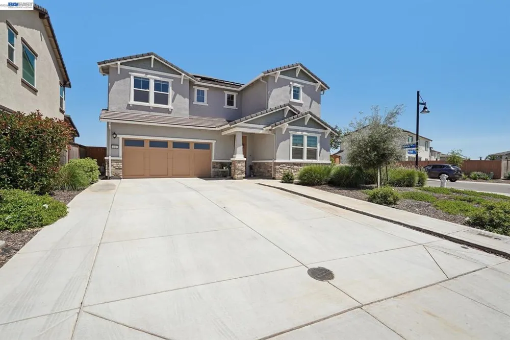 4013 Mirecourt cir Rancho Cordova, CA 95742
