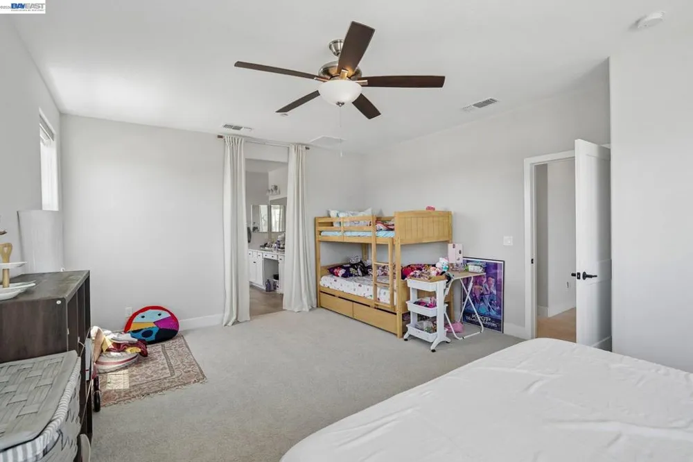 4013 Mirecourt cir Rancho Cordova, CA 95742