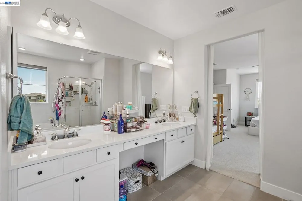 4013 Mirecourt cir Rancho Cordova, CA 95742