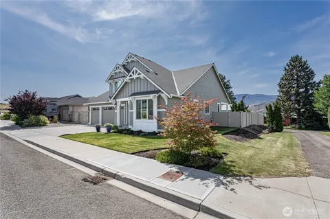 2028 SE Legacy Place