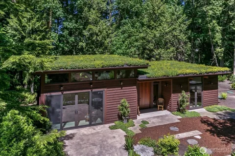 1103 E Ludlow Ridge Road
