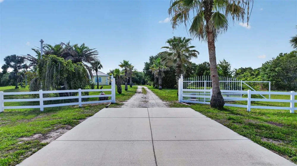 1210 408TH COURT E Myakka City, FL 34251