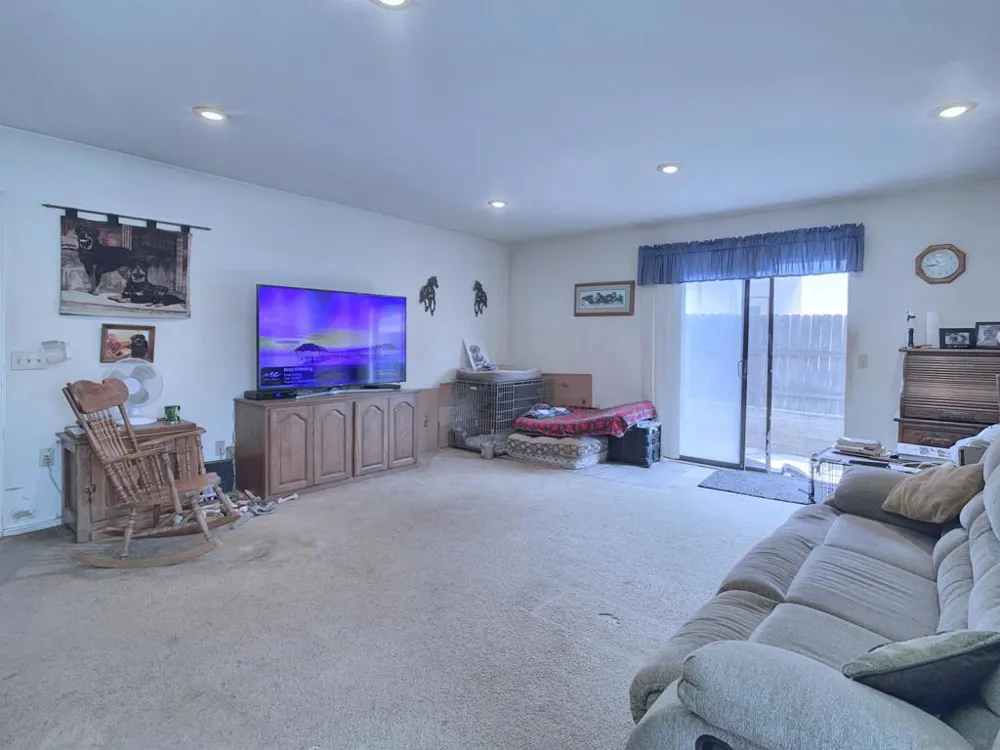 9622 Lakeview Lakeside, CA 92040