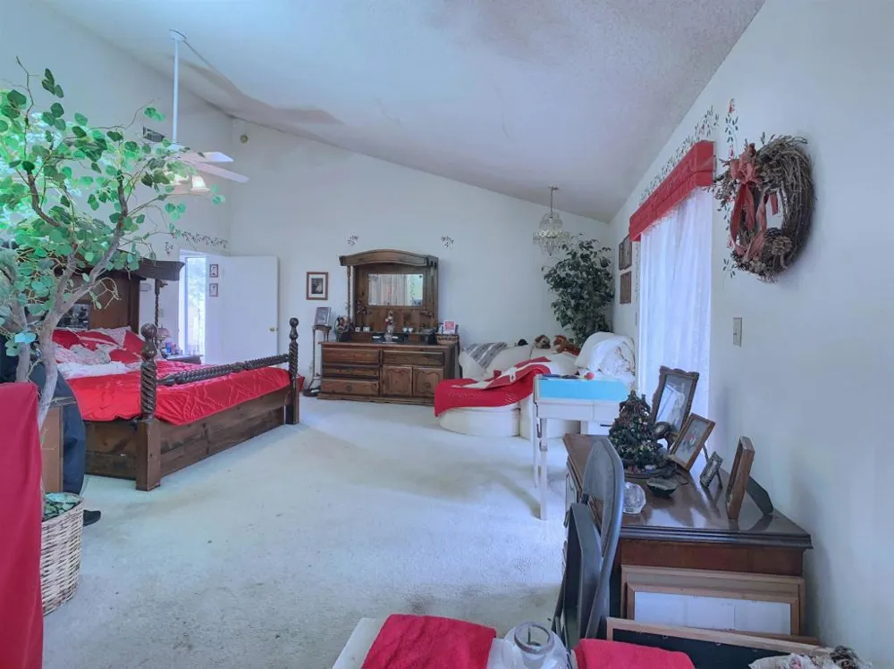 9622 Lakeview Lakeside, CA 92040