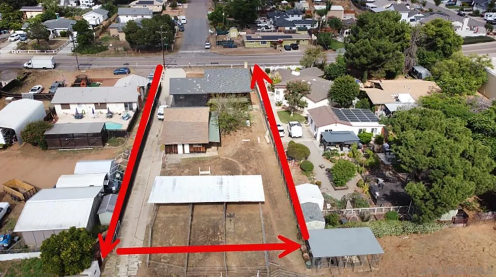 9622 Lakeview Lakeside, CA 92040
