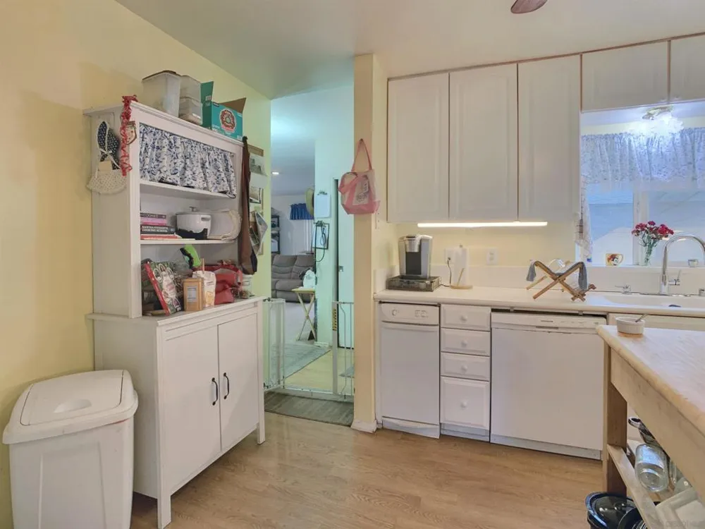 9622 Lakeview Lakeside, CA 92040