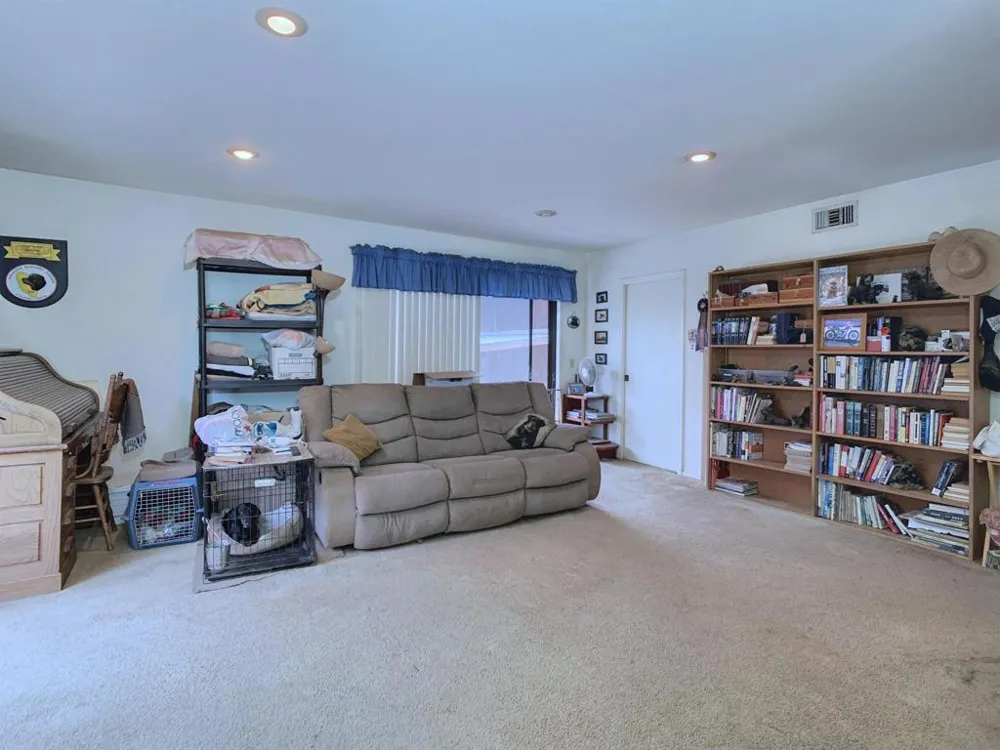 9622 Lakeview Lakeside, CA 92040