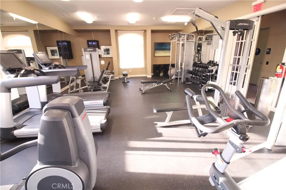 4731 Oceanridge Drive Huntington Beach, CA 92649