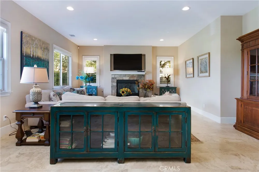4731 Oceanridge Drive Huntington Beach, CA 92649