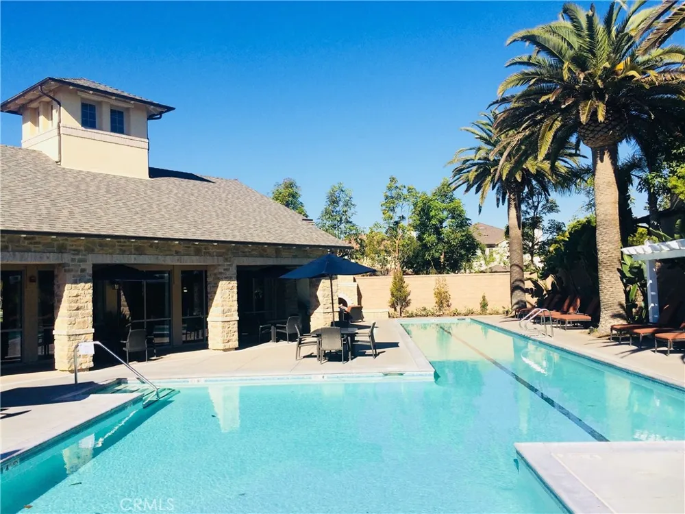 4731 Oceanridge Drive Huntington Beach, CA 92649