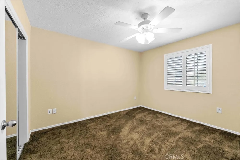 19989 Cronese Lane Apple Valley, CA 92308