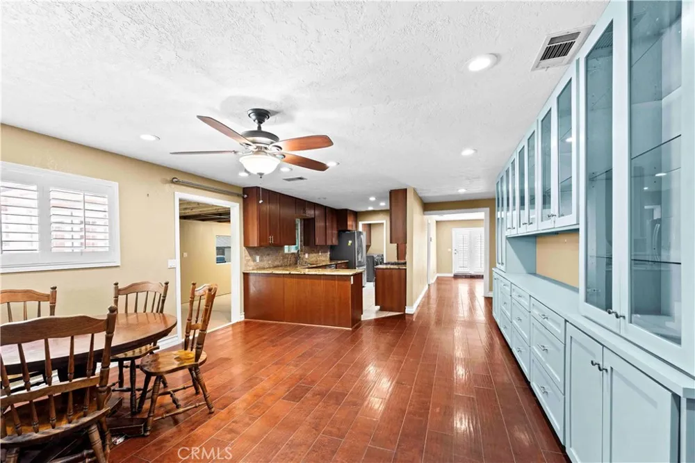 19989 Cronese Lane Apple Valley, CA 92308