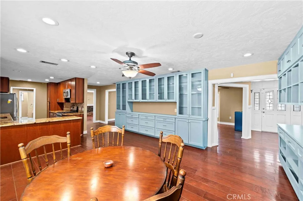 19989 Cronese Lane Apple Valley, CA 92308