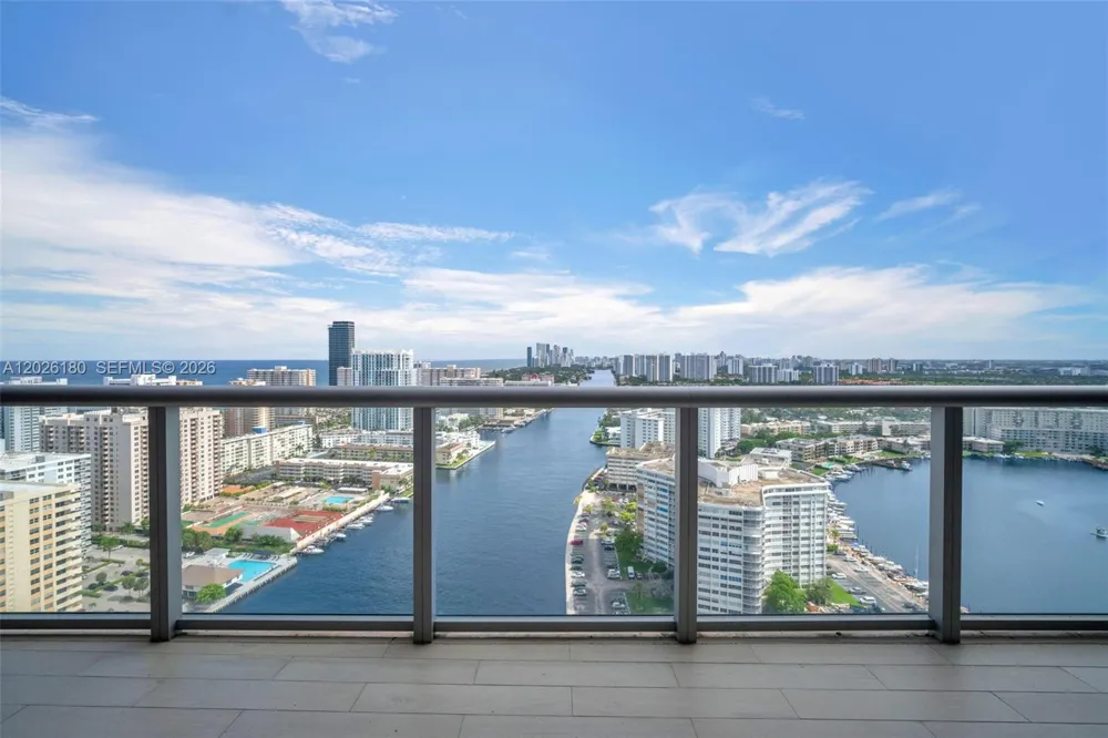 2602 E E HALLADALE #T3105 Hallandale Beach, FL 33009