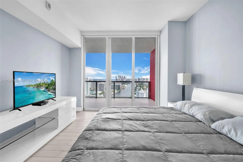 2602 E E HALLADALE #T3105 Hallandale Beach, FL 33009