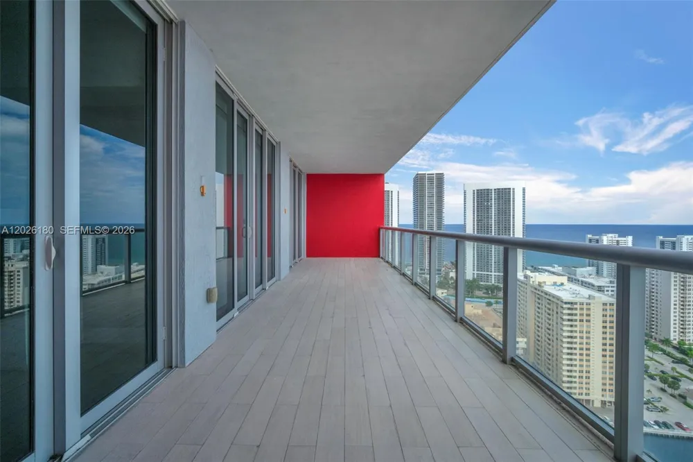 2602 E E HALLADALE #T3105 Hallandale Beach, FL 33009