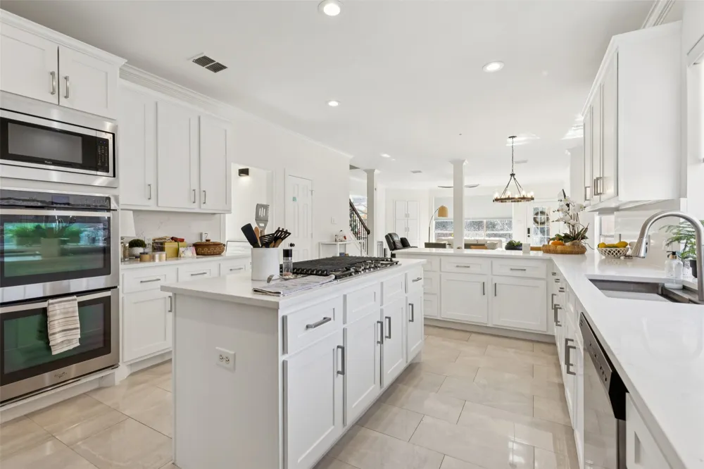 1807 Mesquite Court Southlake, TX 76092