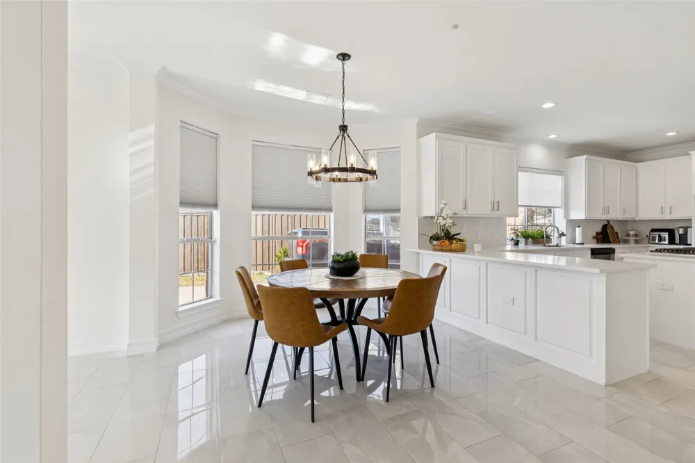 1807 Mesquite Court Southlake, TX 76092