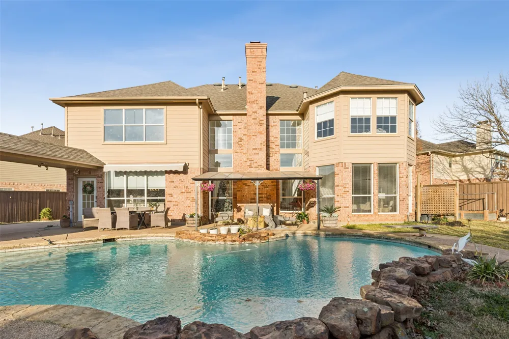 1807 Mesquite Court Southlake, TX 76092