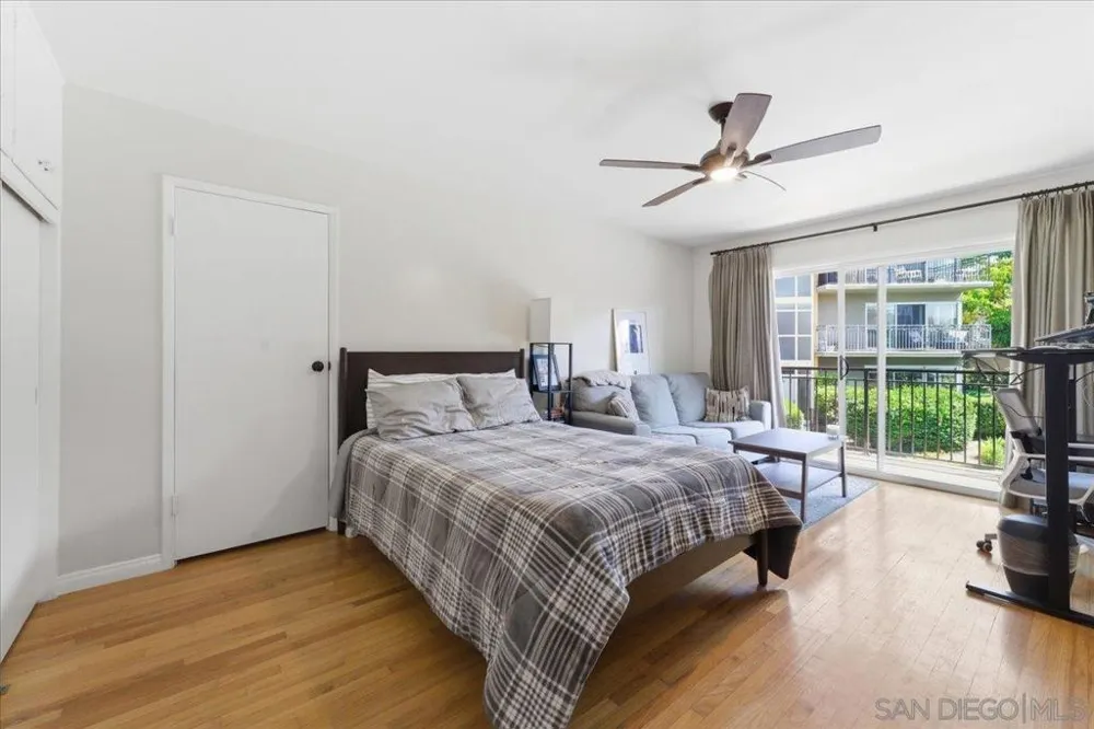 5367 La Jolla #Unit 52 La Jolla, CA 92037